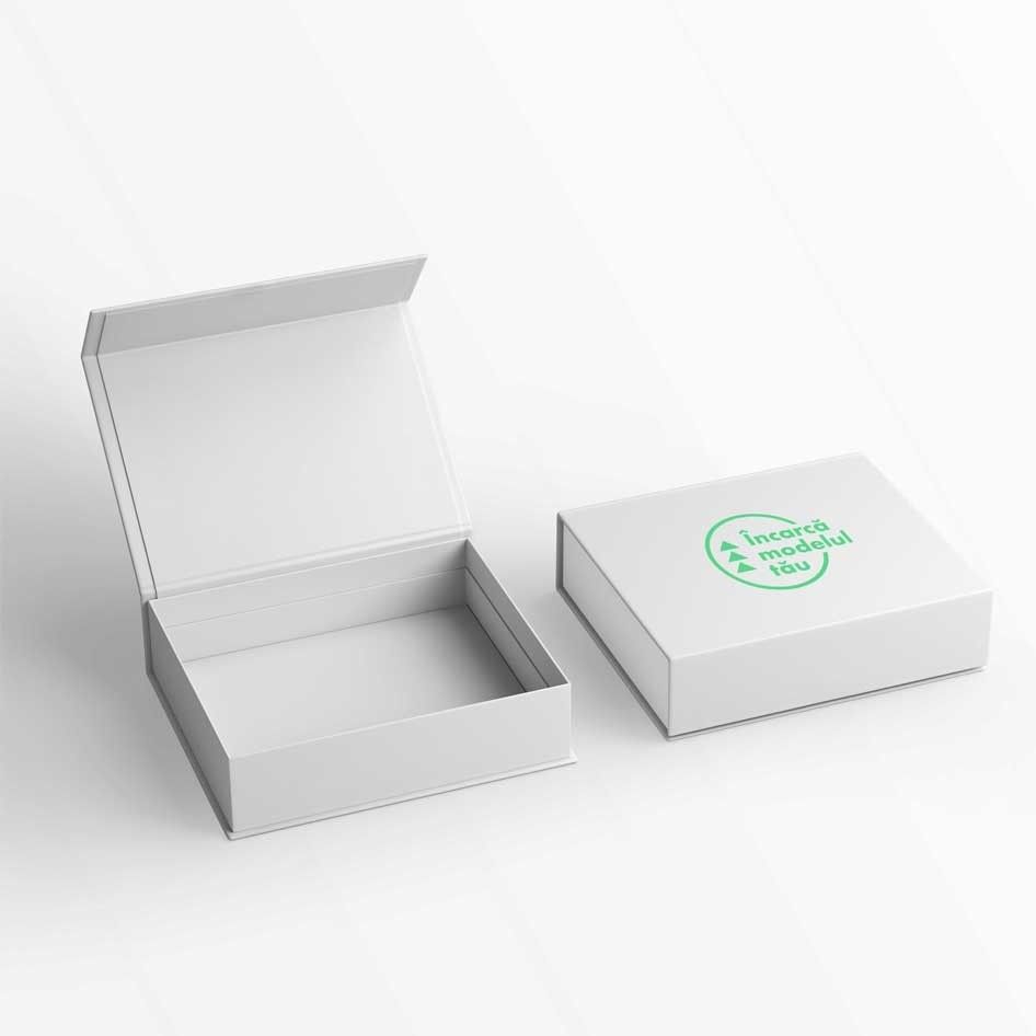 Cutie (10x10x10cm) cu închidere magnetică